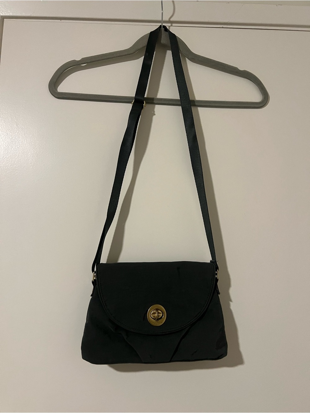 Baggallini Black Crossbody Bag with Gold-Tone Turn Lock